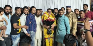 Dhar : प्रदेश कांग्रेस सचिव बनने पर विभिन्न सामाजिक संगठनों ने सुहेल निसार का स्वागत किया।