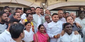 DHAR : पटवारी ने ओवैसी के बयान की निंदा की, भाजपा पर बोला हमला।