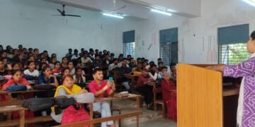 DHAR :  हम होंगे कामयाब अभियान” के तहत्  सविधान दिवस के अवसर पर कार्यक्रम का आयोजन हुआ।
