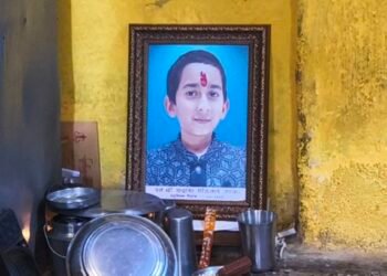 DHAR : धार में आवारा कुत्ते के काटने से मासूम की मौत, इम्यूनोग्लोबिन नहीं मिलने से गई जान — क्या प्रशासन जिम्मेदार?