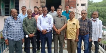 धार : लघु वेतन कर्मचारी संगठन ने प्रांत अध्यक्ष से की मुलाकात, स्थानीय समस्याओं के निराकरण की मांग तेज..