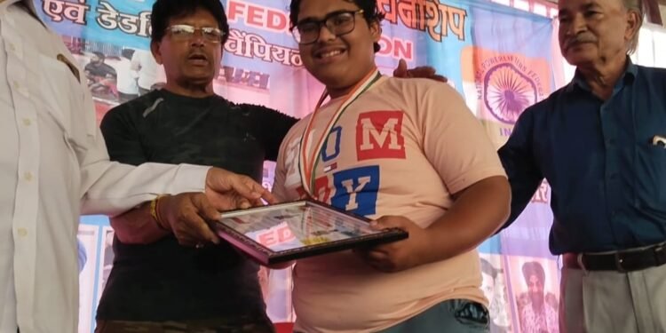 धार के लल्ला खान ने दूसरी बार जीता गोल्ड मेडल — इंदौर में चमका धार का नाम, बेंच प्रेस चैम्पियनशिप में शानदार प्रदर्शन..