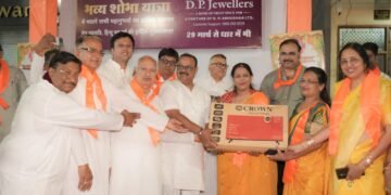 DHAR : धार में गुड़ी पड़वा पर निकली भव्य वैश्य समाज शोभायात्रा, माता लक्ष्मी की आरती के साथ उमड़ा जनसैलाब..