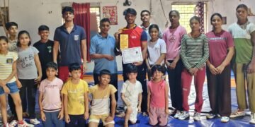 DHAR : एमपी स्टेट पेनचक सिलाट चैंपियनशिप में नवेद शेख सम्मानित, शानदार प्रदर्शन पर मिला मेडल और ट्रॉफी…