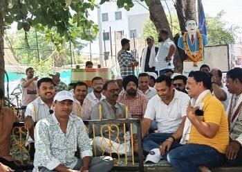 DHAR : धार में कांग्रेस का सांकेतिक धरना : मीनाक्षी नटराजन का राज्यसभा नामांकन निरस्त किए जाने के विरोध में प्रदर्शन..