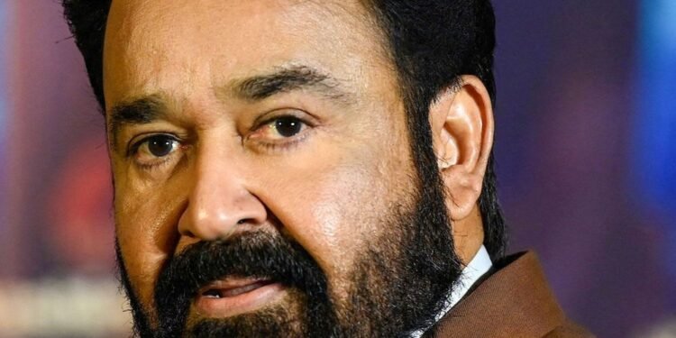 हाथी दांत रखने के मामले में घिरे मोहनलाल:10 हाथी दांत और उनसे बनीं 13 मूर्तियों की जानकारी दी; रेड में खुलासा हुआ था