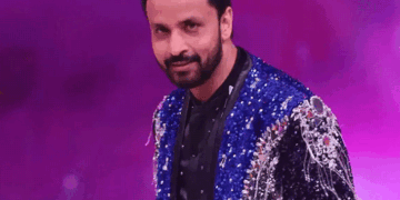 ‘मुझे अपना घर पब्लिक टॉयलेट लगता था’:कॉमेडियन राजीव ठाकुर ने बताया- एक कमरे में गुजरा बचपन, 1984 के दंगों में पिता की फैक्ट्री बर्बाद हुई