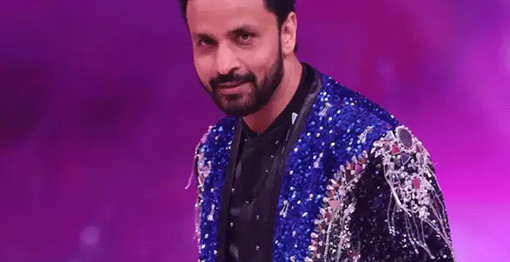 ‘मुझे अपना घर पब्लिक टॉयलेट लगता था’:कॉमेडियन राजीव ठाकुर ने बताया- एक कमरे में गुजरा बचपन, 1984 के दंगों में पिता की फैक्ट्री बर्बाद हुई