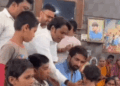 सोनू सूद ने बच्चों के साथ मनाया जन्मदिन:केक काटकर बांटी खुशियां, ऑफिस के बाहर उमड़े फैंस; तस्वीरें खिंचवाईं