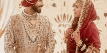 एक्ट्रेस चार्ली चौहान ने क्रिकेटर रमनदीप सिंह से की शादी:गुरुद्वारे में लिए फेरे, 8 साल तक सीक्रेट रखा रिलेशन, अर्शदीप सिंह समेत कई स्टार्स पहुंचे