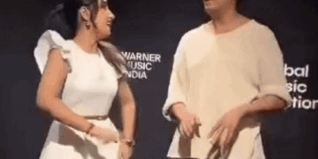 सोनू निगम ने पहली बार गाया हरियाणवी सॉन्ग:‘52 गज का दामन’ फेम रेणुका पंवार के साथ डुएट रिलीज, सोनू बोले-आपके आंगन में आना पड़ा