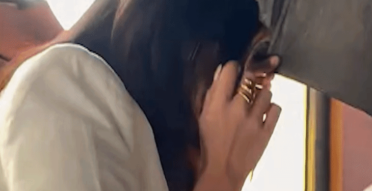 पैपराजी पर भड़कीं तारा सुतारिया:करीब आने पर एक्ट्रेस ने कैमरा हटाया; बिना पोज दिए चली गईं, देखें वीडियो