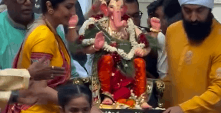गणपति उत्सव, शिल्पा ने पैपराजी संग किया डांस:गोविंदा ने मांगी बेटे के लिए मन्नत; संजय दत्त ने घायल फोटोग्राफर का पूछा हाल, अजय देवगन लालबागचा राजा पहुंचे