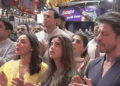 शाहरुख खान, गौरी और सुहाना के साथ लालबागचा राजा पहुंचे:एक्टर को गणपति के चरण स्पर्श करना सिखाते दिखीं मैनेजर; दुपट्टे से पोंछा पसीना