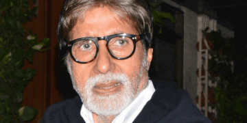 शाहरुख खान की नेटवर्थ ₹2,500 करोड़ कम हुई:अब भी देश के सबसे अमीर एक्टर; सलमान ₹3,000 करोड़ की संपत्ति के साथ तीसरे नंबर पर